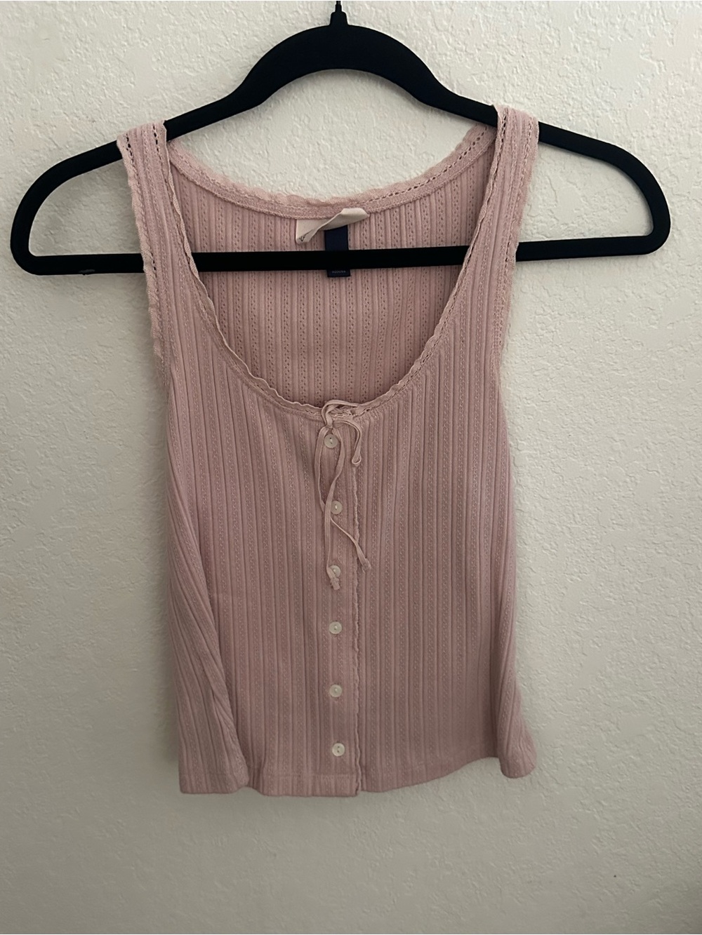 Universal Thread Pink Ribbed Button-Front Tank with Tie Neck